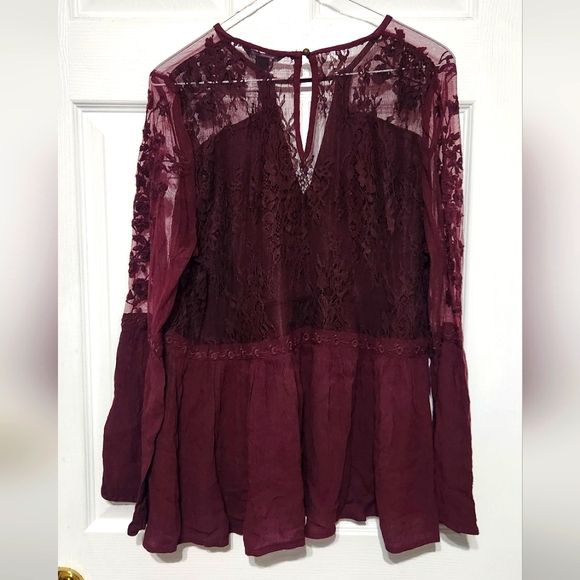 HOST PICK: Bell Sleeve Babydoll Top - Picture 3 of 5